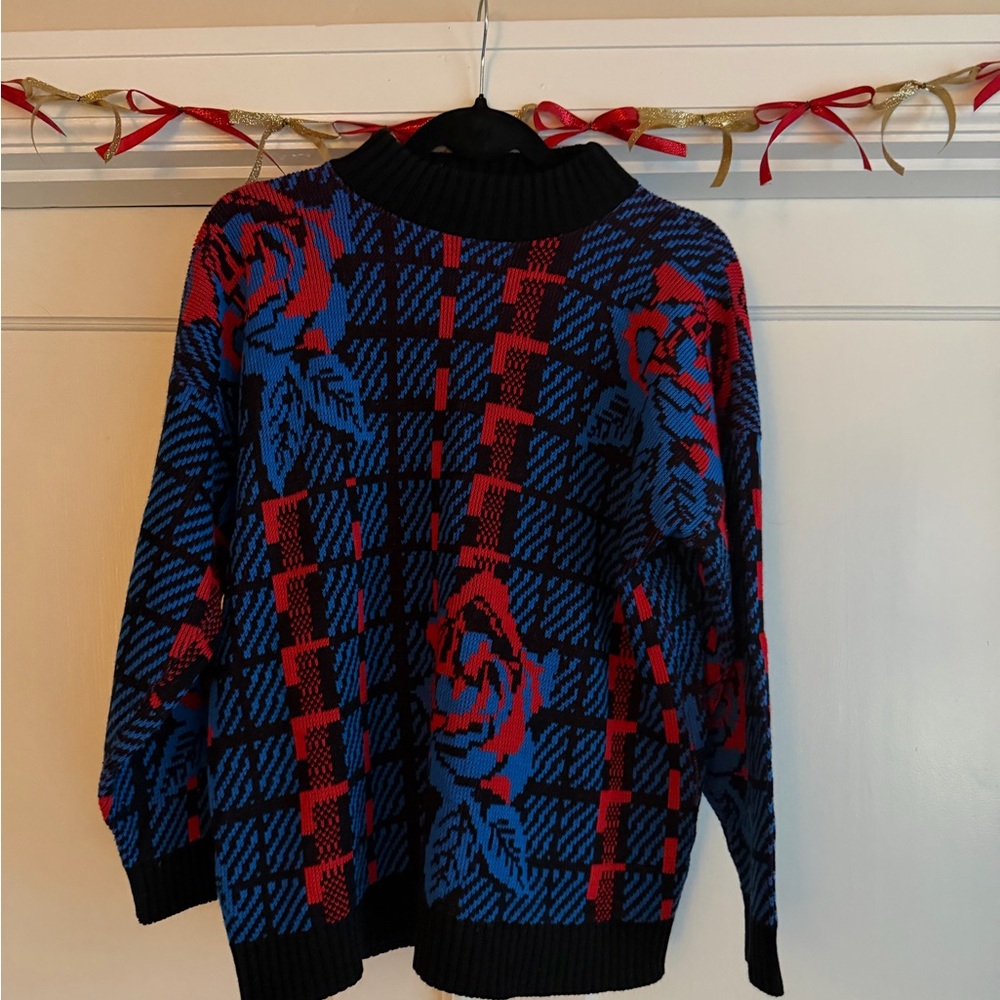Women’s Blue and Red Patterned Sweater